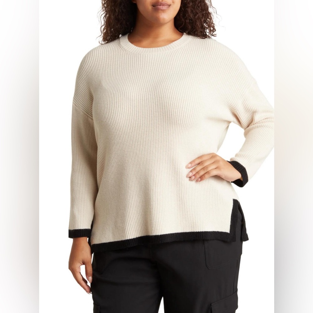 NWOT T Tahari Shaker Tunic Sweater in Crème and Black - Picture 3 of 4
